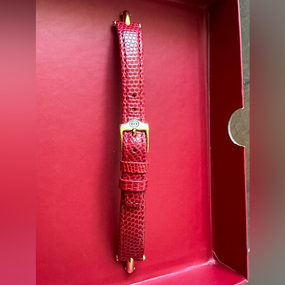 GUCCI 1800L REPLACEMENT STRAP - RED LEATHER - Picture 4 of 8